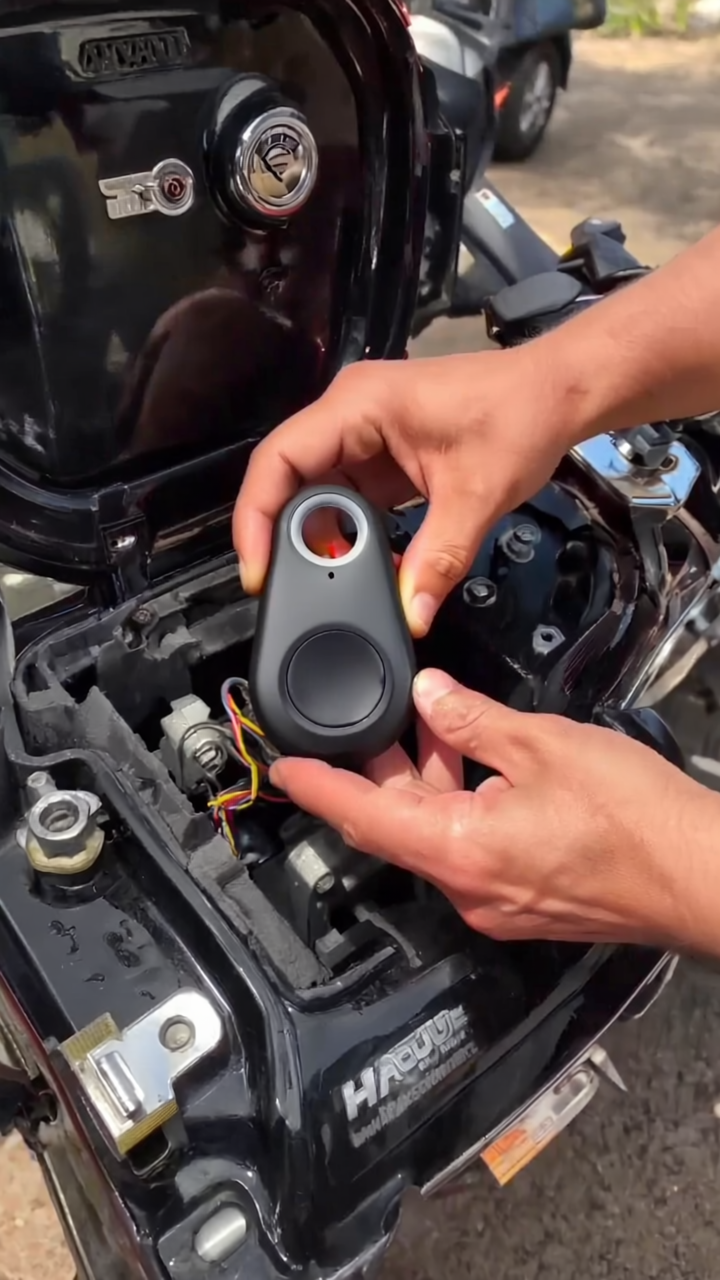 🔐 Mini Traceur GPS Intelligent - Ne perdez plus jamais ce qui compte !